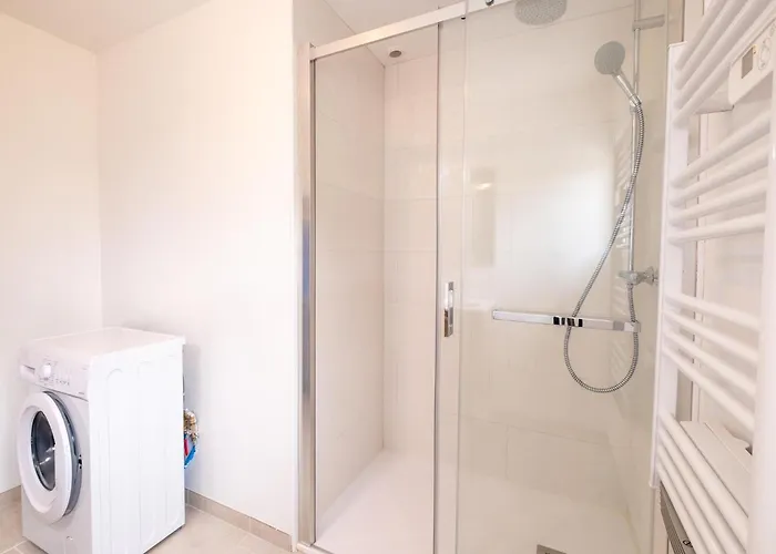 Charming With Private Pool Feriehus *