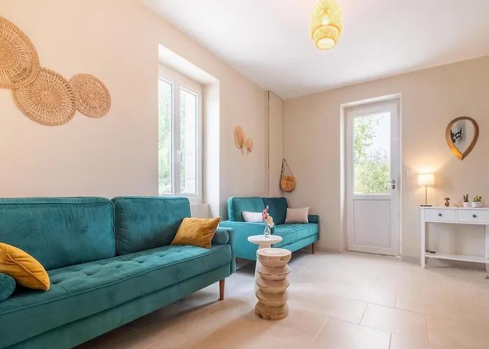 Feriehus Charming With Private Pool *