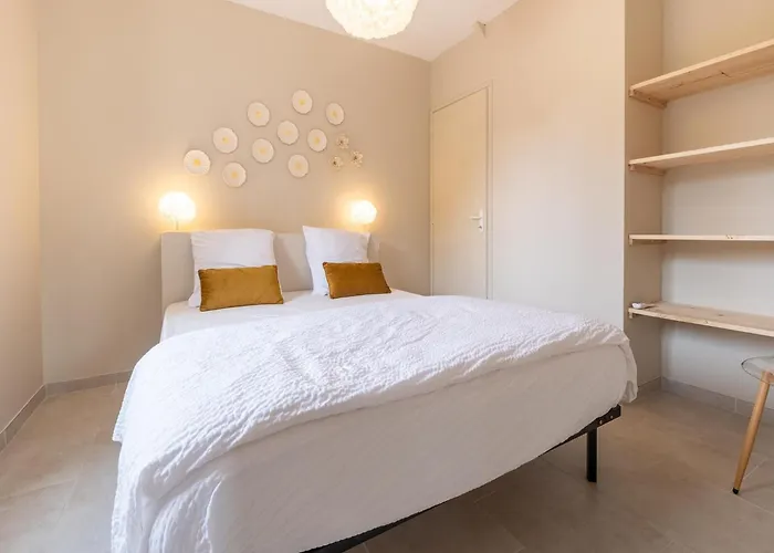 Charming With Private Pool Feriehus Hautefort